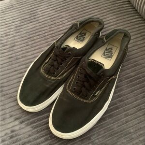 Men’s Vans Skater Shoes